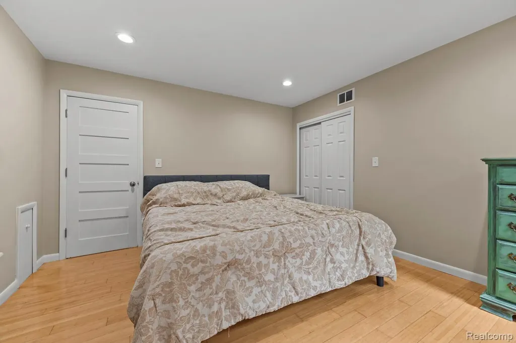 6060 Vreeland Road Superior Charter Township MI 48198