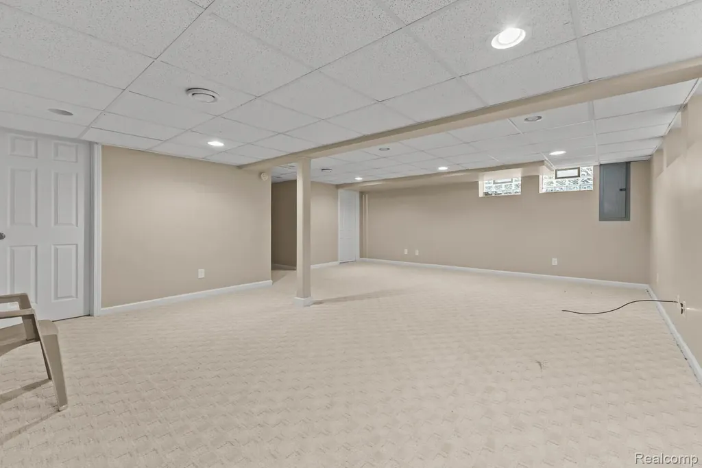 6060 Vreeland Road Superior Charter Township MI 48198