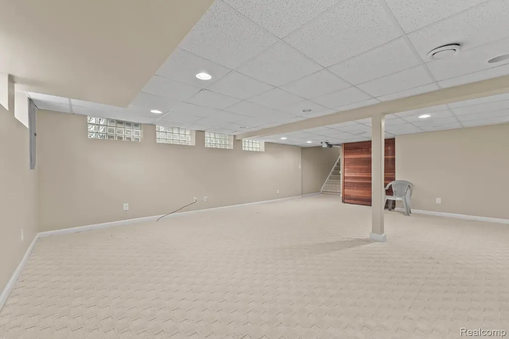 6060 Vreeland Road Superior Charter Township MI 48198