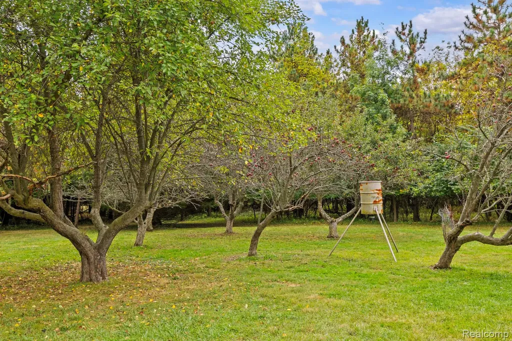 6060 Vreeland Road Superior Charter Township MI 48198