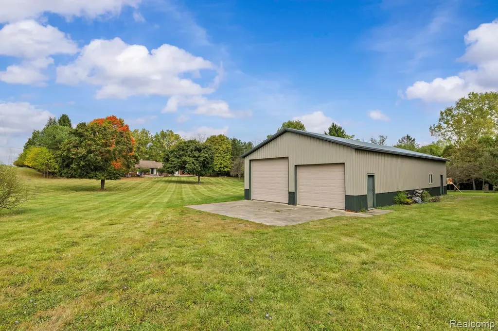 6060 Vreeland Road Superior Charter Township MI 48198