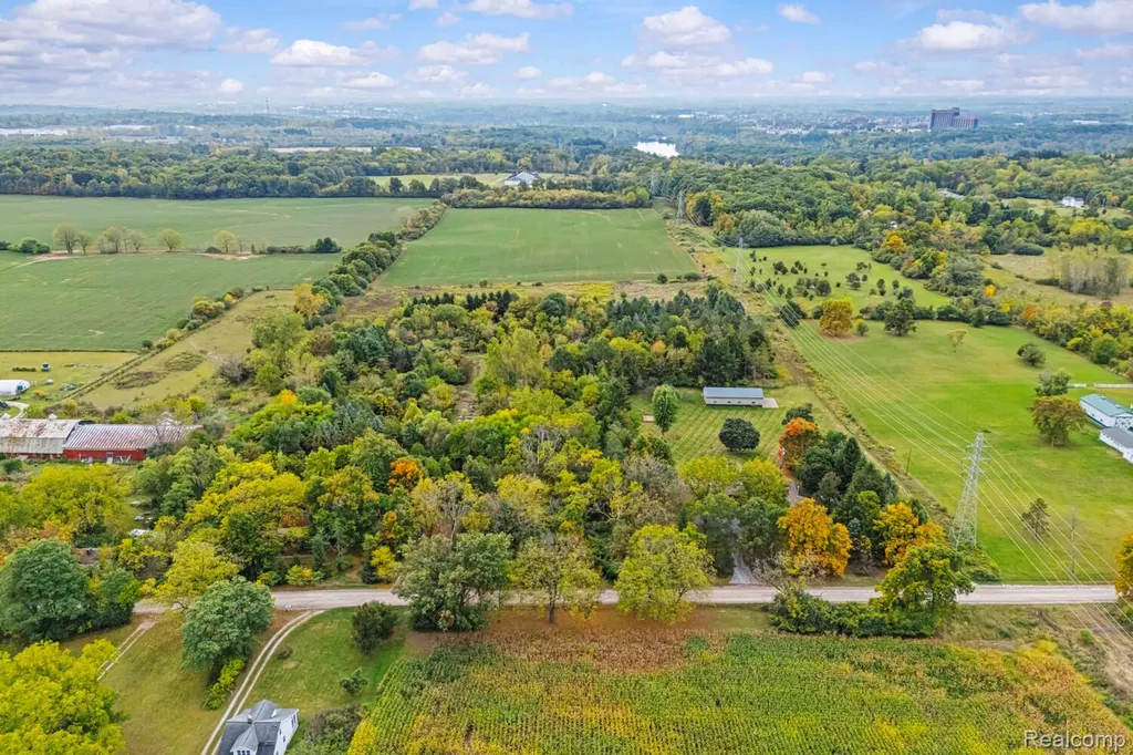 6060 Vreeland Road Superior Charter Township MI 48198