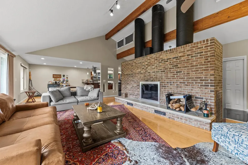 6060 Vreeland Road Superior Charter Township MI 48198