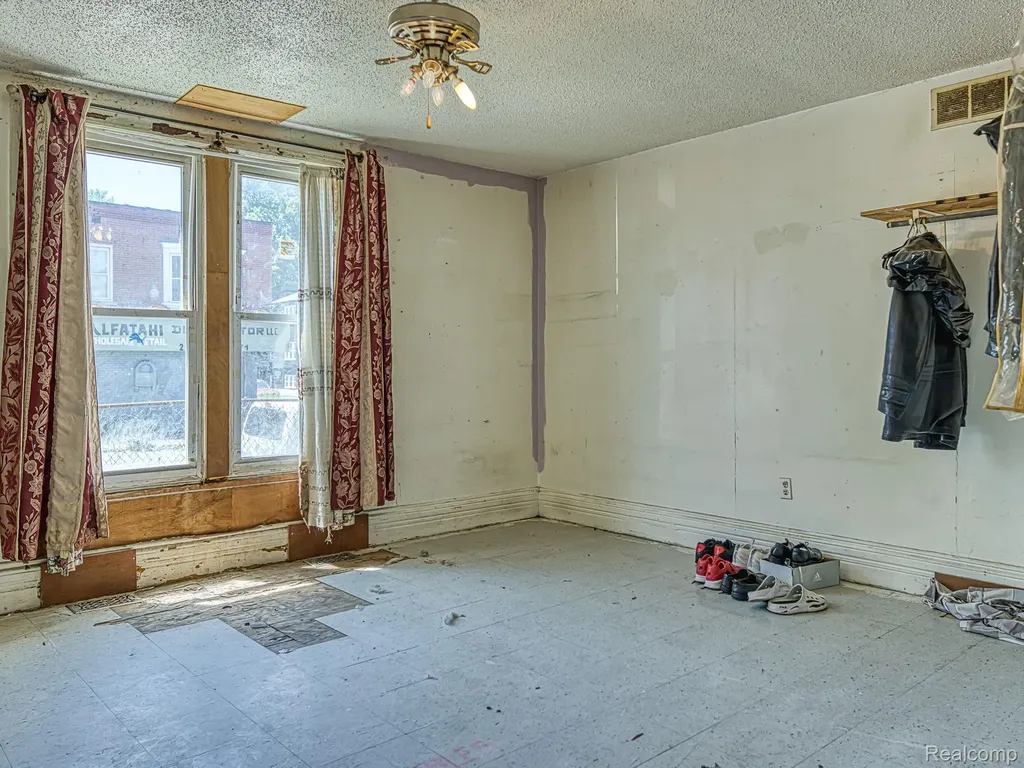 1246 Junction Street Detroit City MI 48209