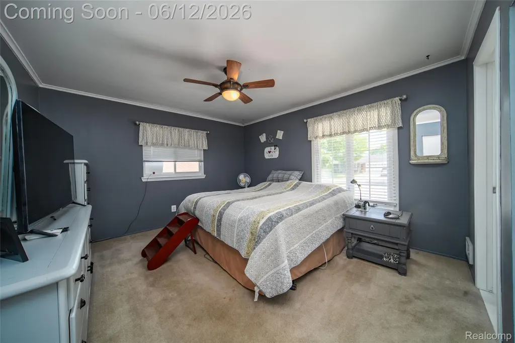 18481 Westbrook Drive Livonia City MI 48152