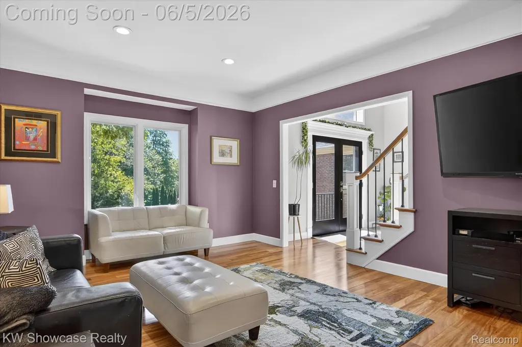 6220 Whispering Meadows Drive White Lake Charter Township MI 48383