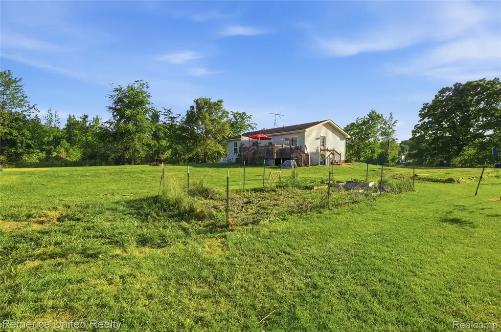 15489 Bird Road Argentine Township MI 48451