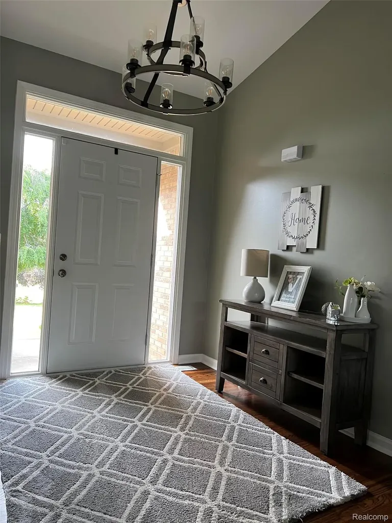 9095 Rotondo Drive Hartland Township MI 48855