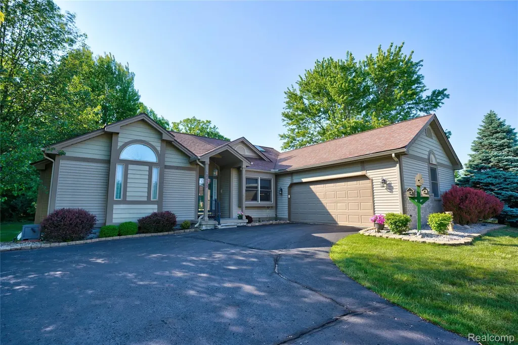 3433 Pinemeadow Court Richfield Township MI 48423