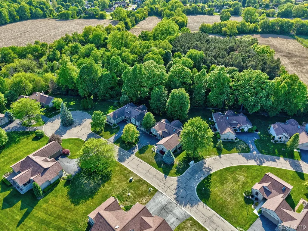 3433 Pinemeadow Court Richfield Township MI 48423