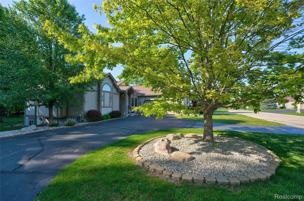 3433 Pinemeadow Court Richfield Township MI 48423