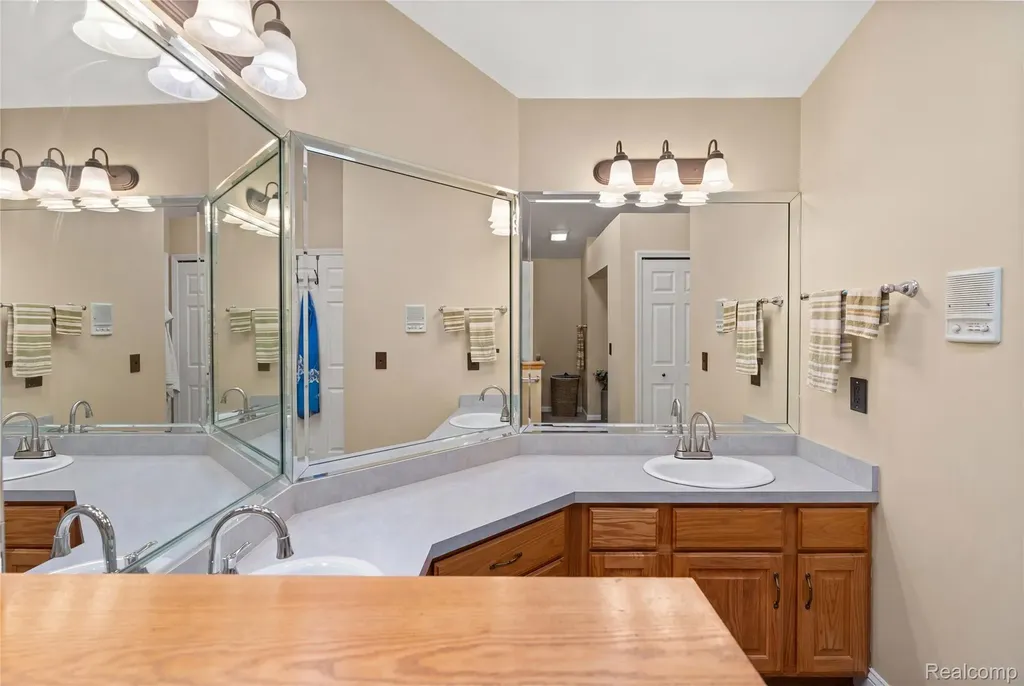 3433 Pinemeadow Court Richfield Township MI 48423