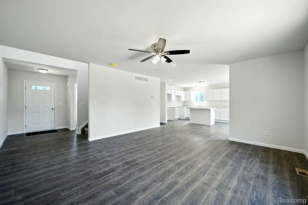 5751 Copper Tree Park Waterford Charter Township MI 48327