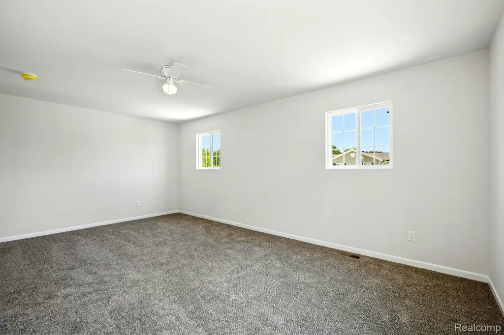5751 Copper Tree Park Waterford Charter Township MI 48327