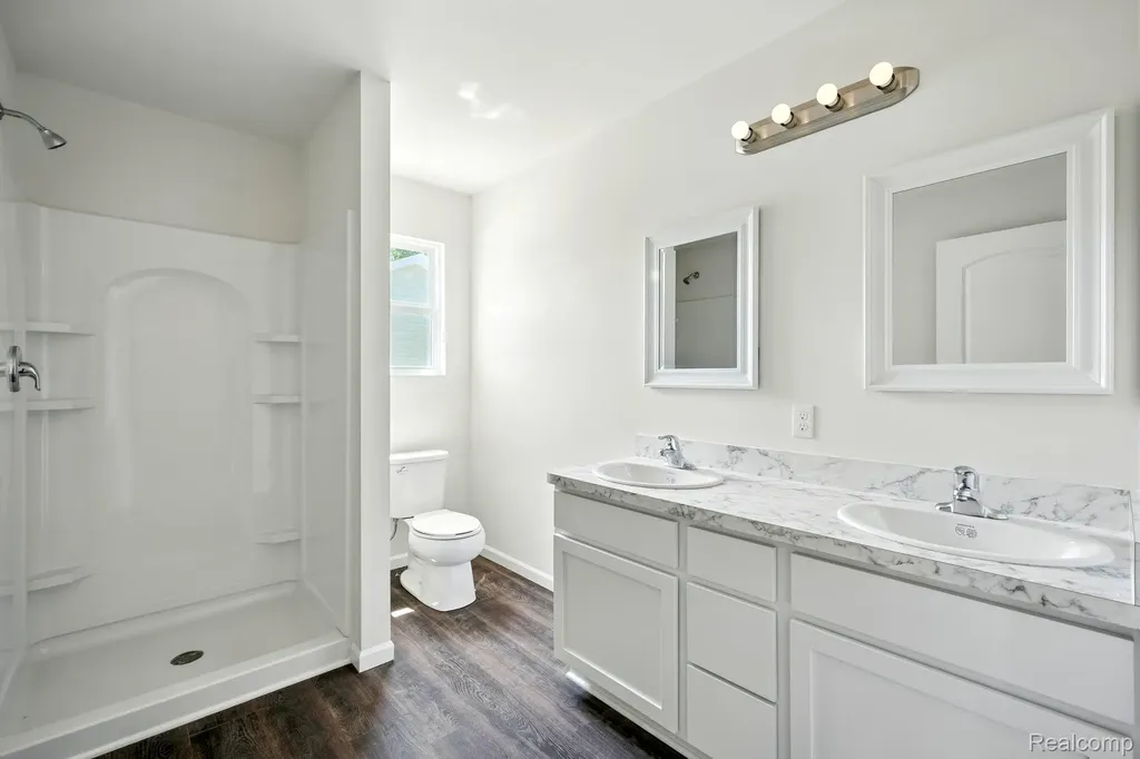 5751 Copper Tree Park Waterford Charter Township MI 48327