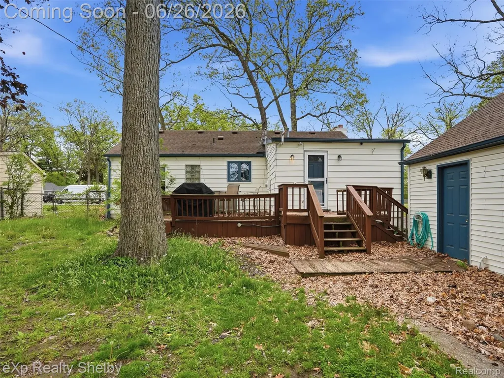 2101 Knollwood Street Auburn Hills City MI 48326