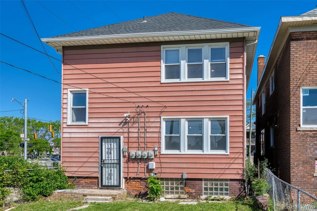 1735 Clairmount Street Detroit City MI 48206