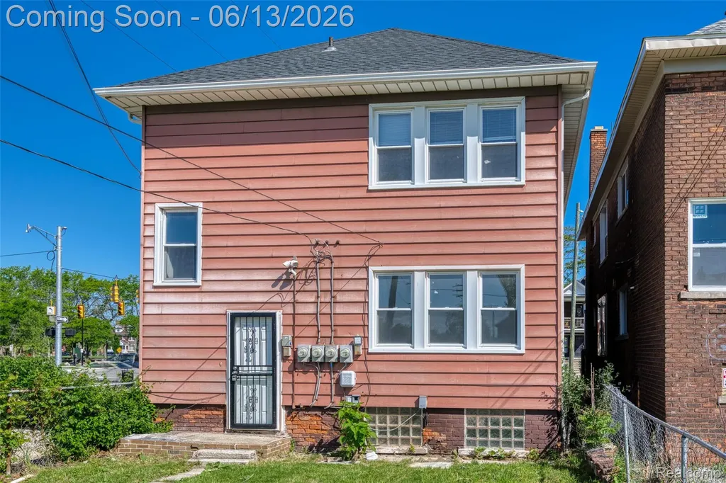 1735 Clairmount Street Detroit City MI 48206