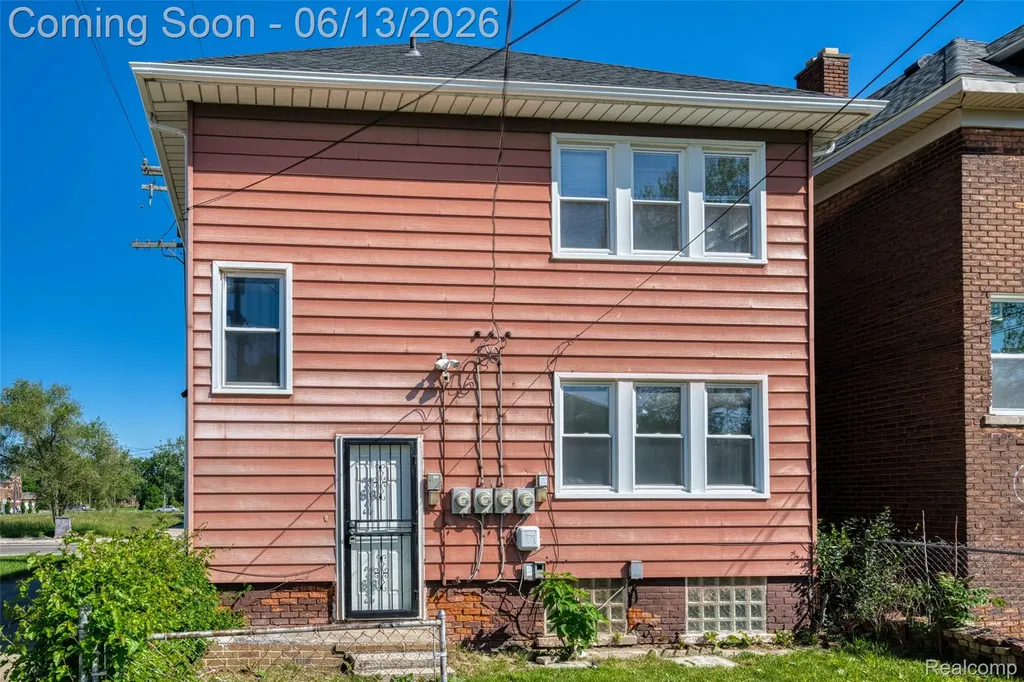 1735 Clairmount Street Detroit City MI 48206