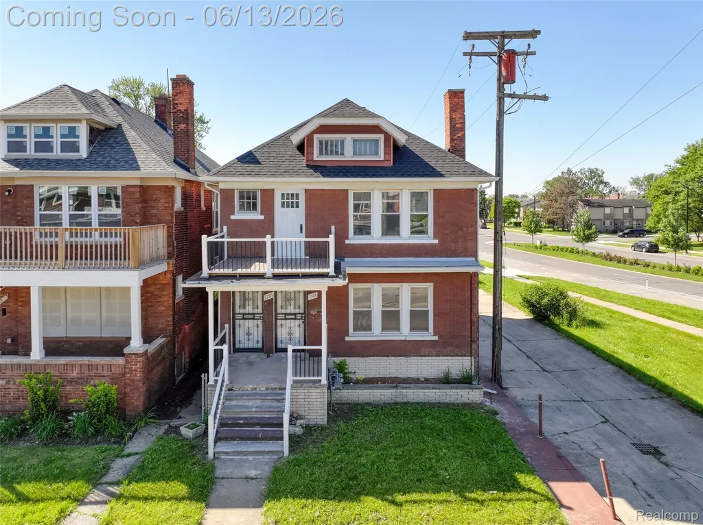 1735 Clairmount Street Detroit City MI 48206