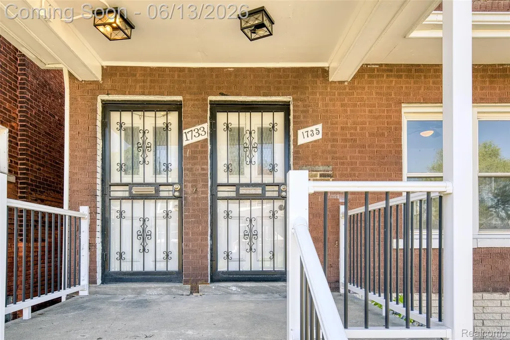 1735 Clairmount Street Detroit City MI 48206