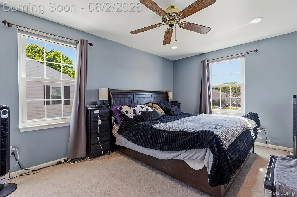 15794 Charleston Drive Clinton Charter Township MI 48038