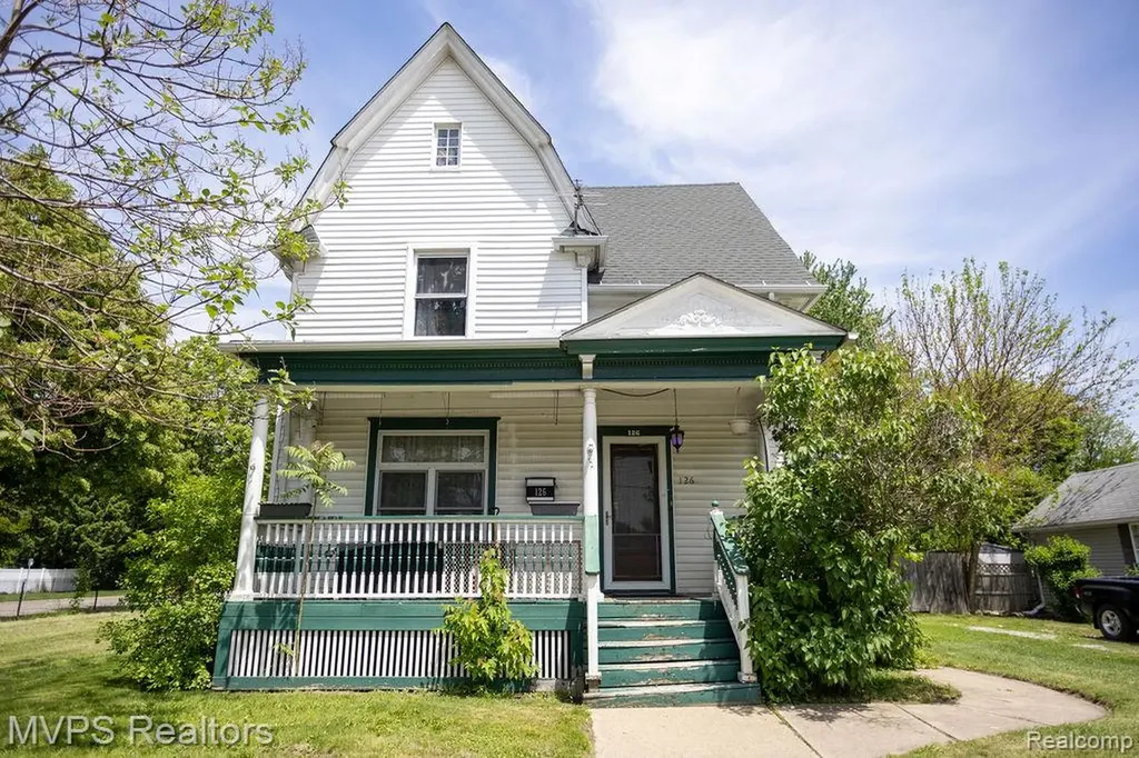 126 Clinton Street Mt. Clemens City MI 48043