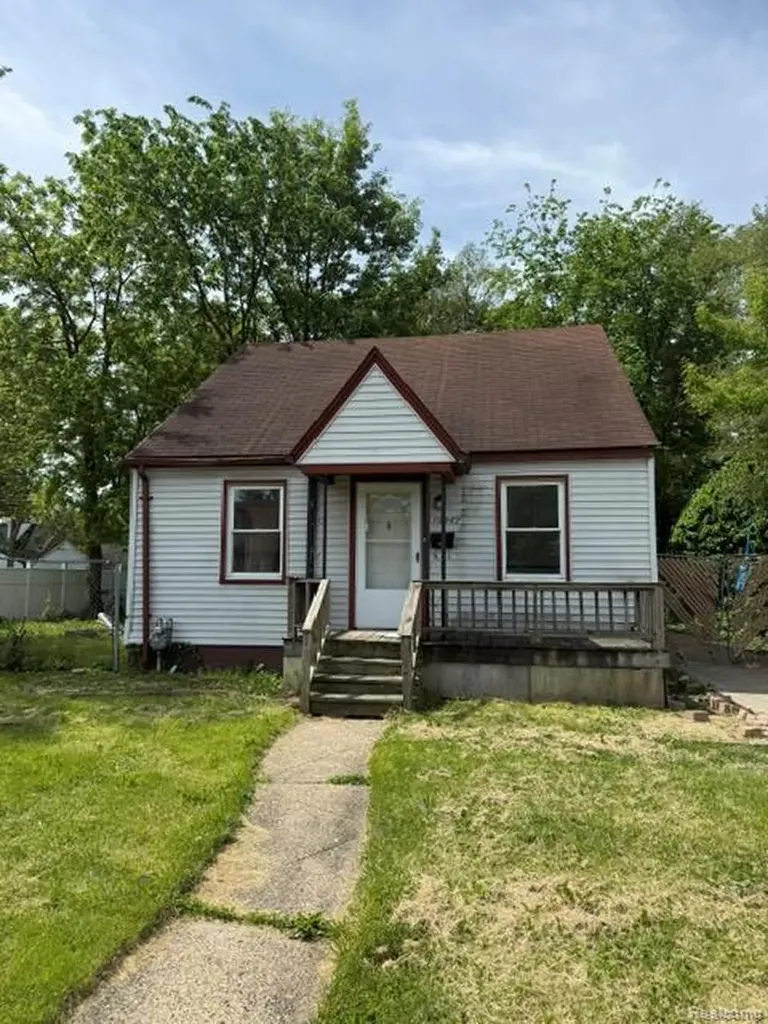 19942 Mccormick Street Detroit City MI 48224