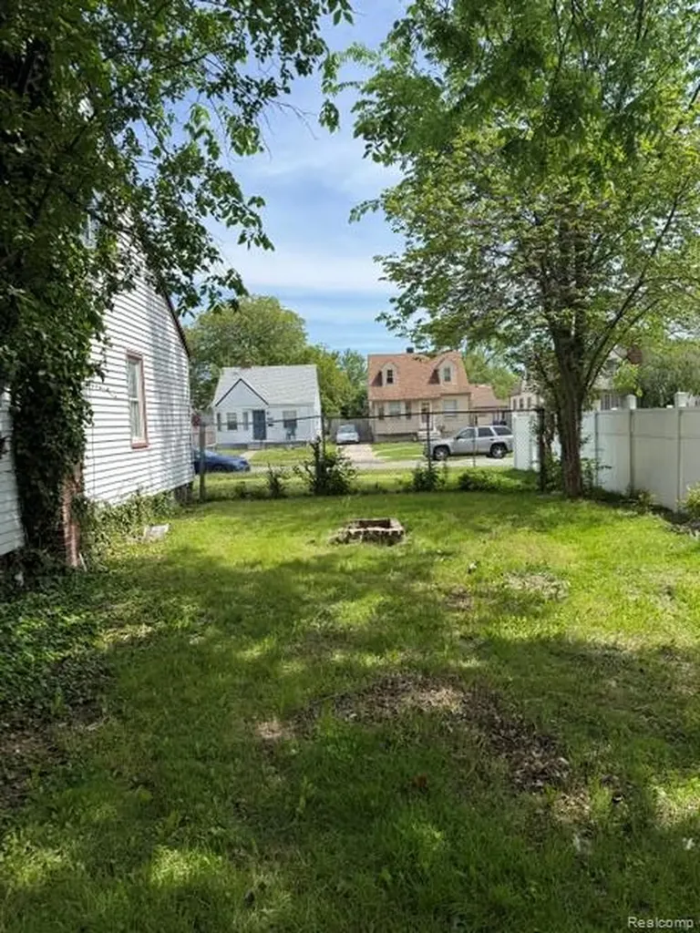 19942 Mccormick Street Detroit City MI 48224