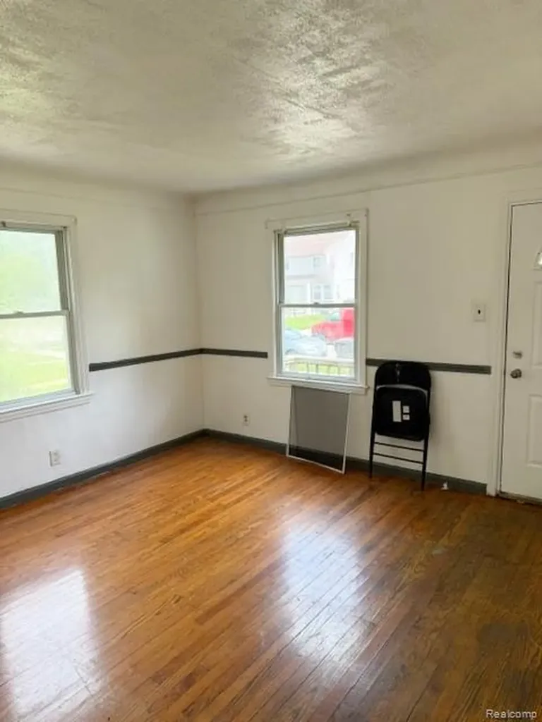 19942 Mccormick Street Detroit City MI 48224