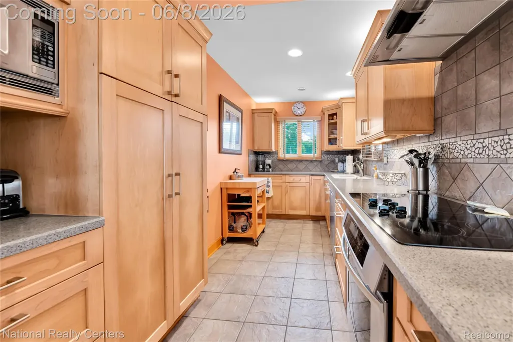 290 Kama Court Algonac City MI 48001