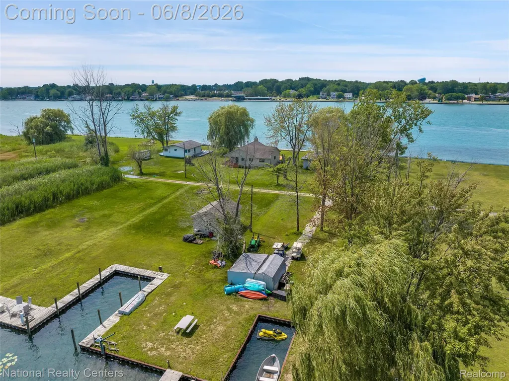 290 Kama Court Algonac City MI 48001