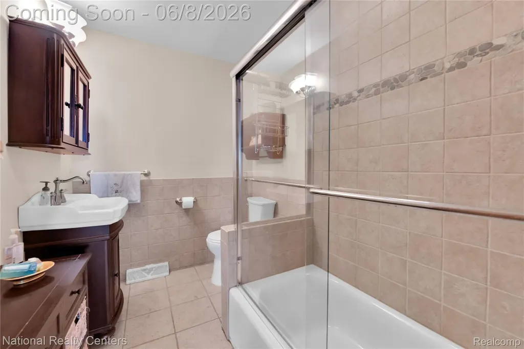290 Kama Court Algonac City MI 48001