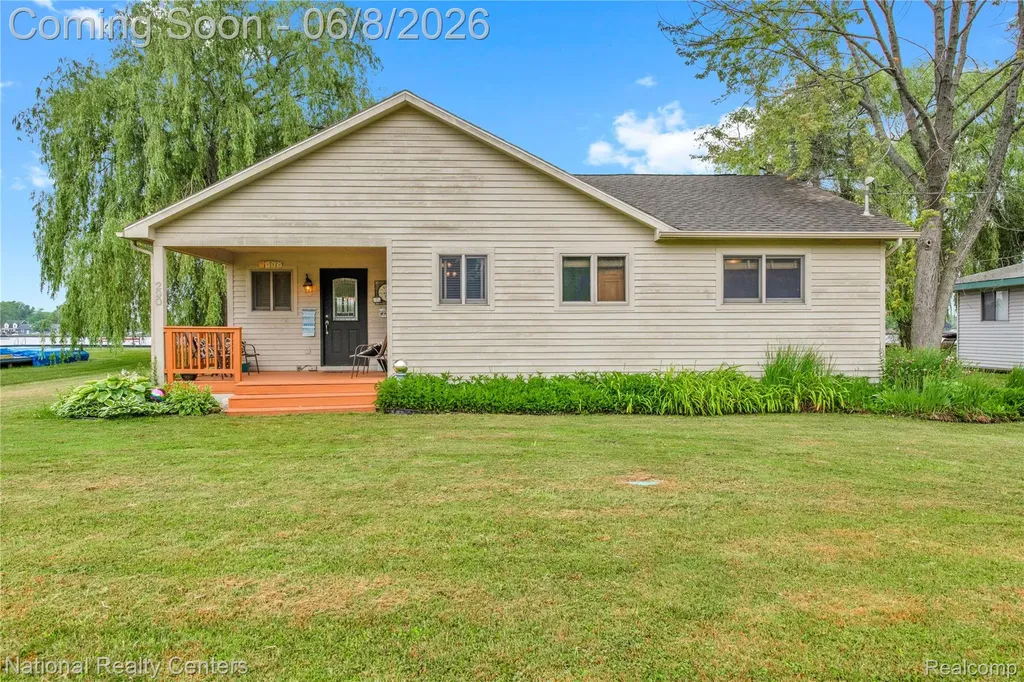 290 Kama Court Algonac City MI 48001