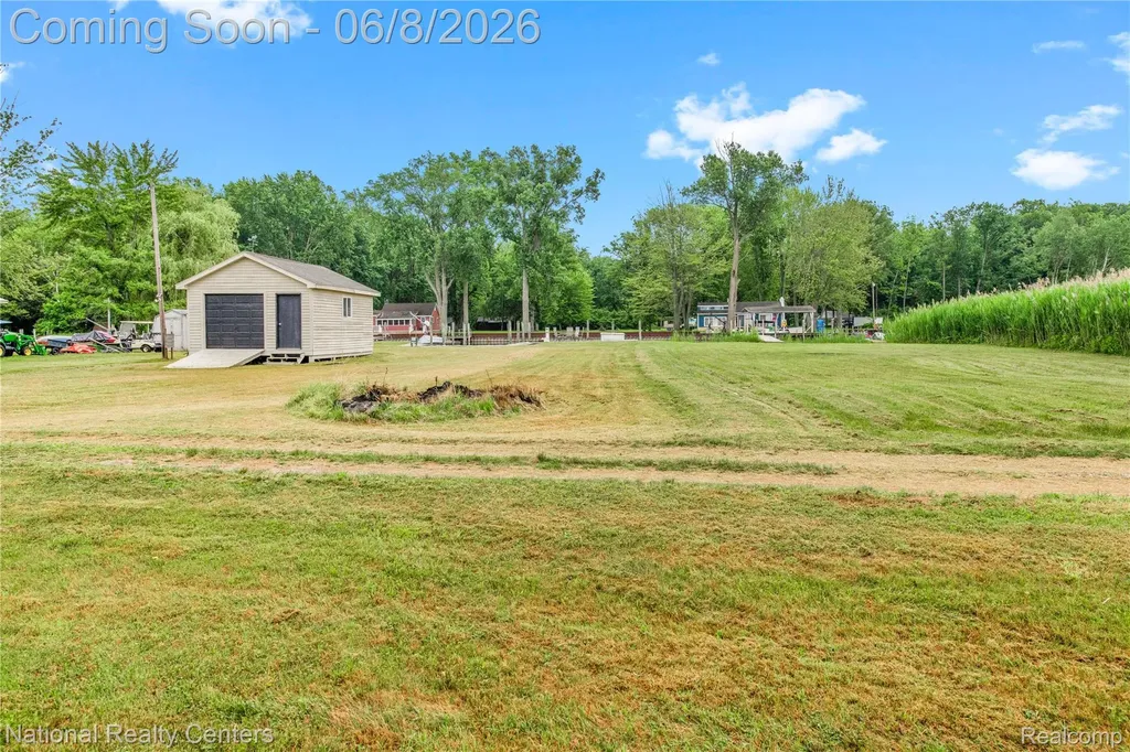 290 Kama Court Algonac City MI 48001