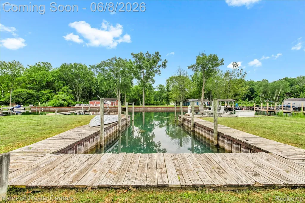 290 Kama Court Algonac City MI 48001