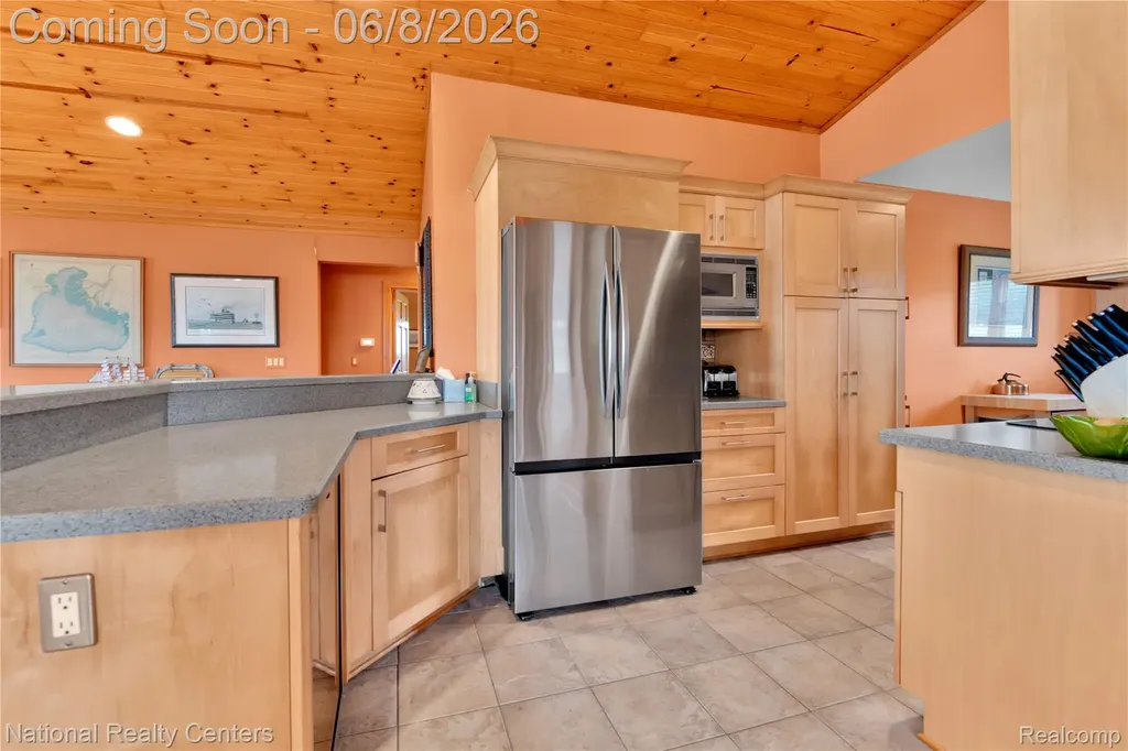 290 Kama Court Algonac City MI 48001