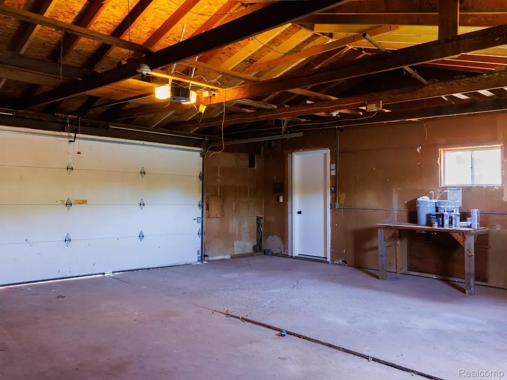 11560 Island Ct Court Hartland Township MI 48353