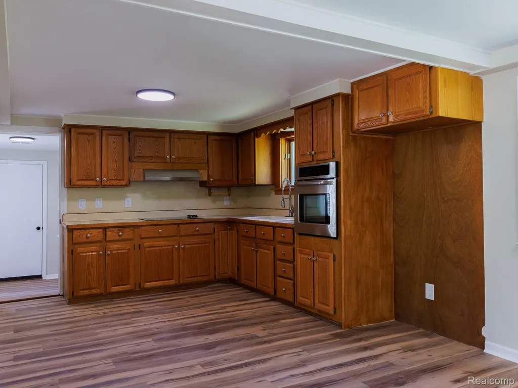 11560 Island Ct Court Hartland Township MI 48353