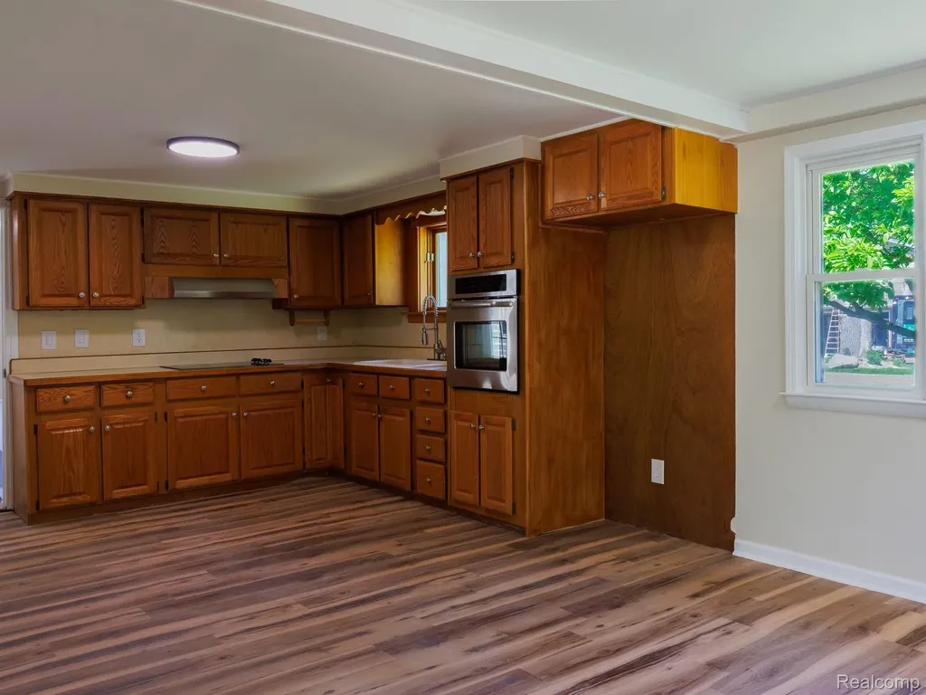 11560 Island Ct Court Hartland Township MI 48353