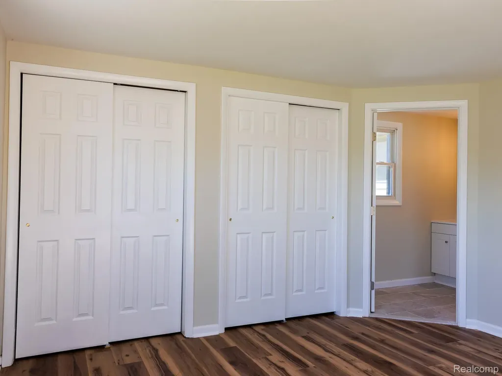 11560 Island Ct Court Hartland Township MI 48353