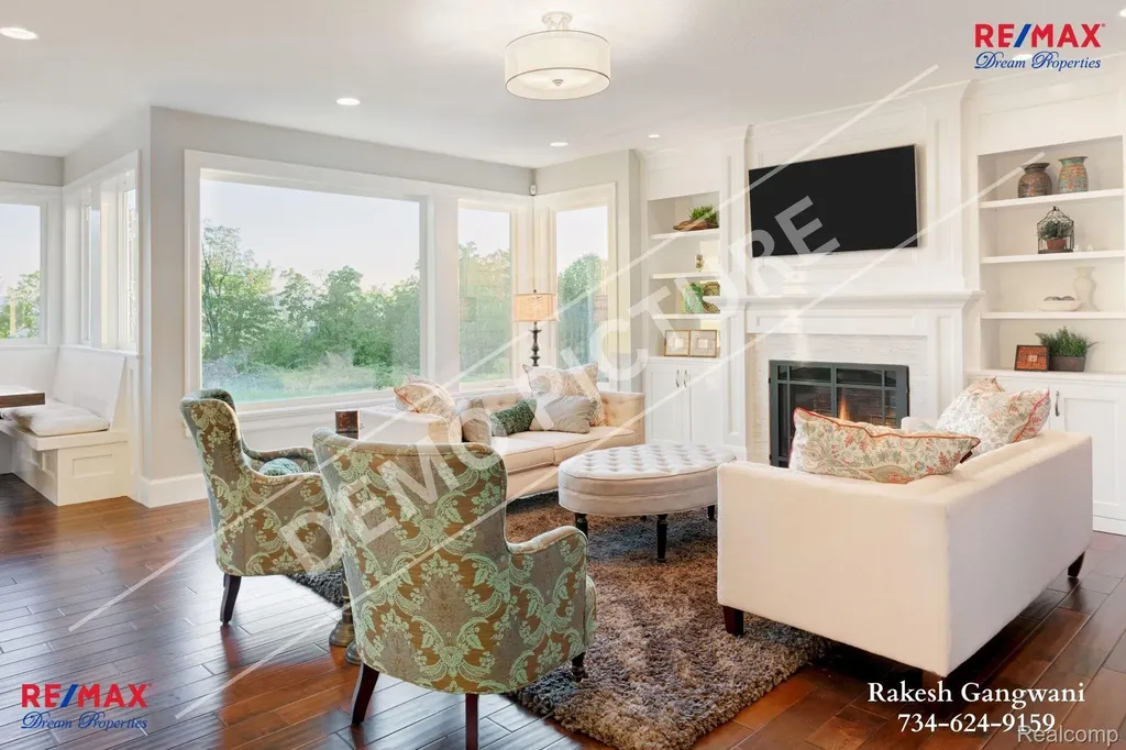 31111 Lahser Road Beverly Hills Village MI 48025