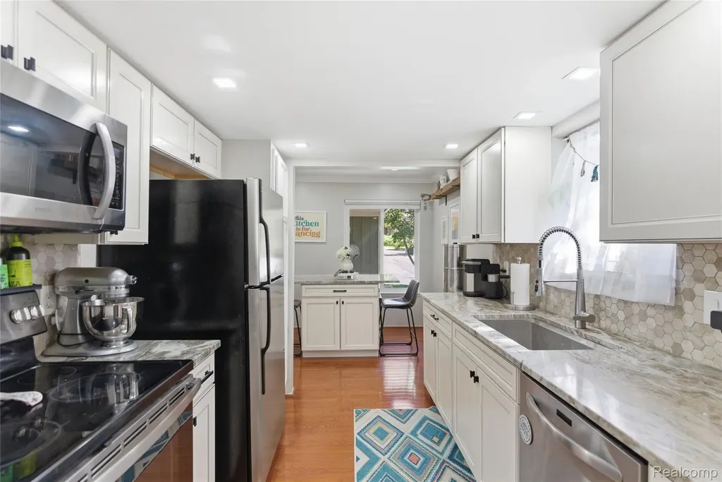 868 Yorktown Court Northville City MI 48167