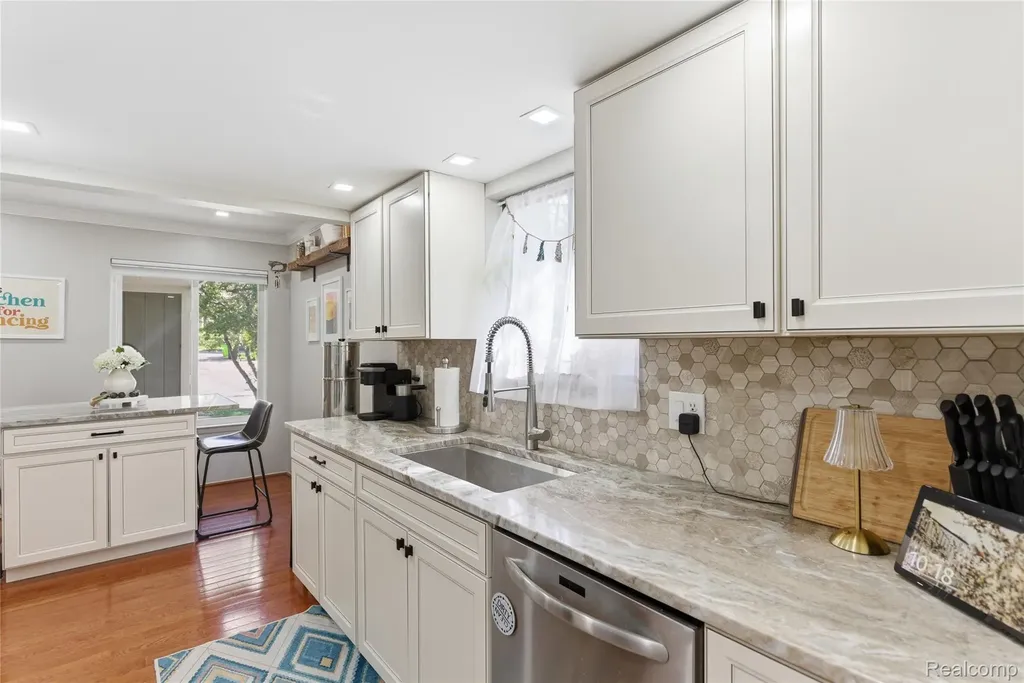 868 Yorktown Court Northville City MI 48167