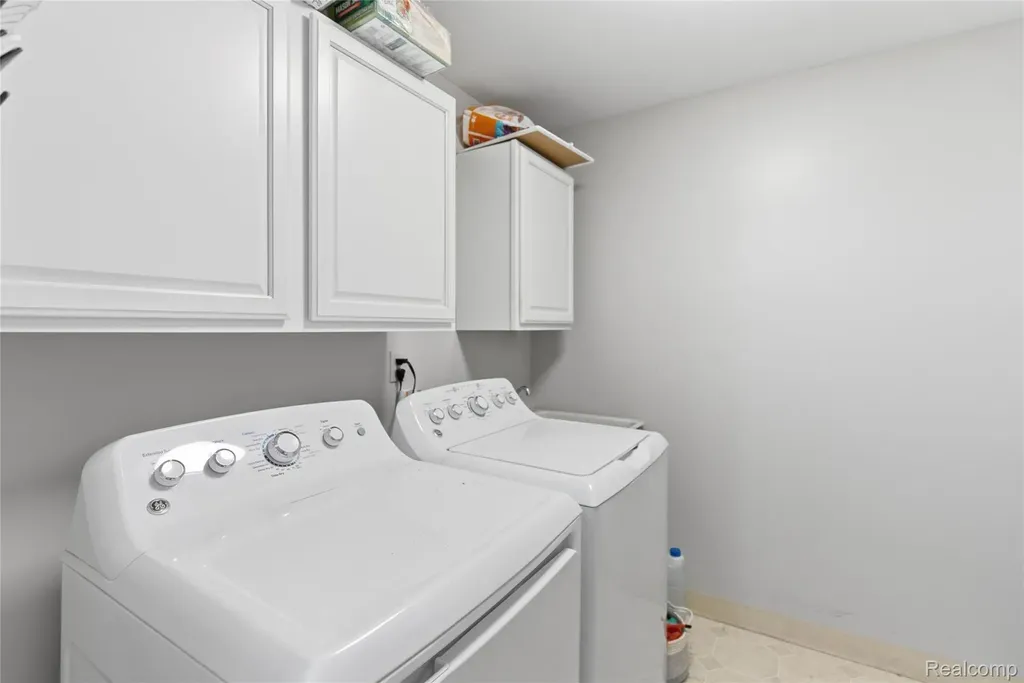 868 Yorktown Court Northville City MI 48167