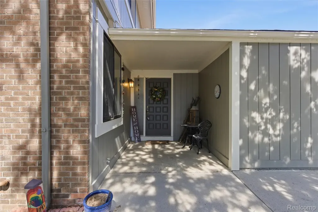 868 Yorktown Court Northville City MI 48167