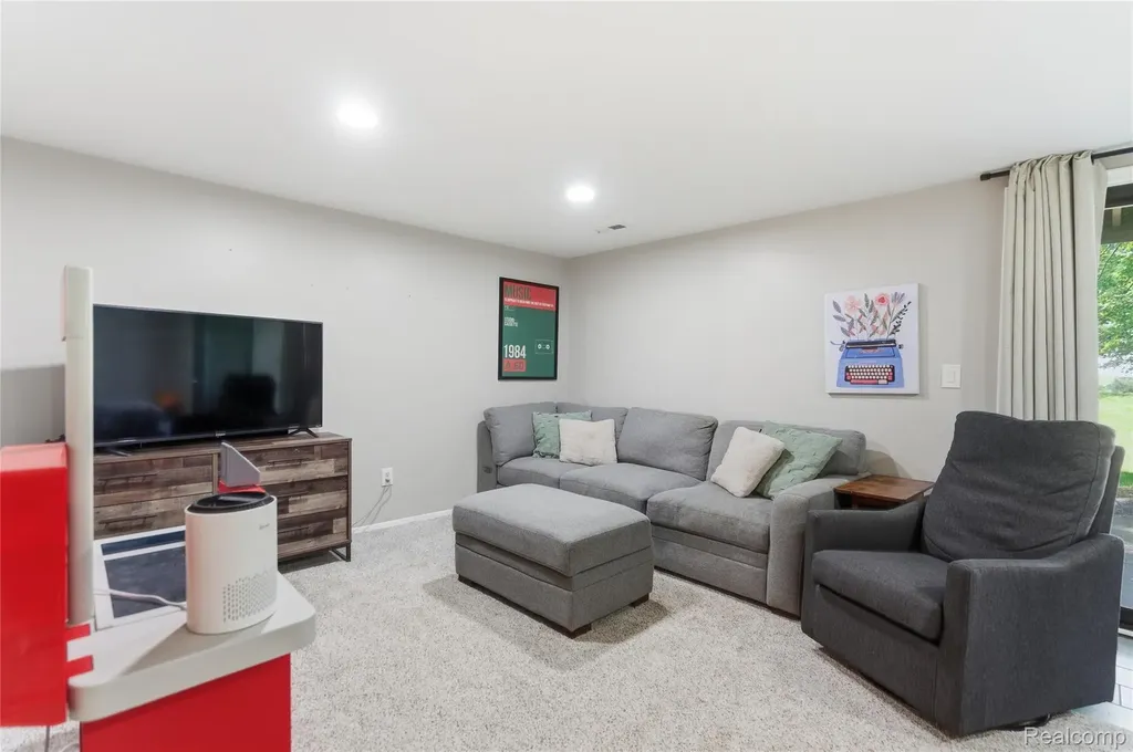 868 Yorktown Court Northville City MI 48167