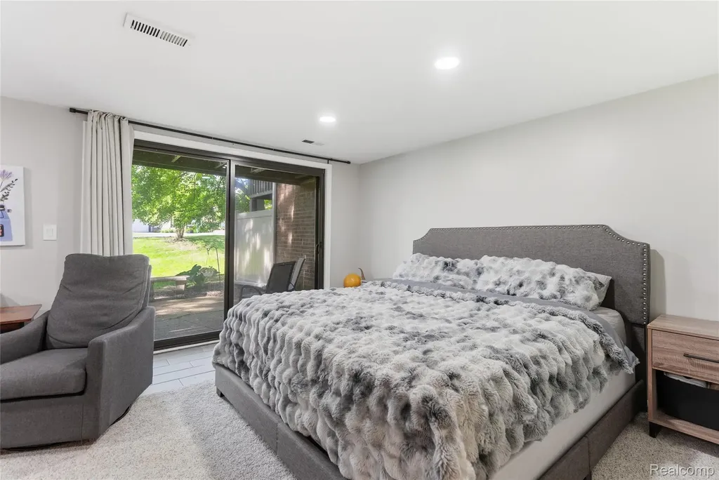 868 Yorktown Court Northville City MI 48167