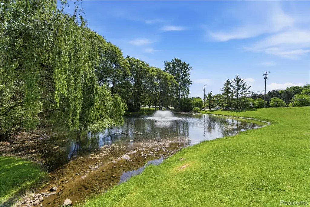 868 Yorktown Court Northville City MI 48167
