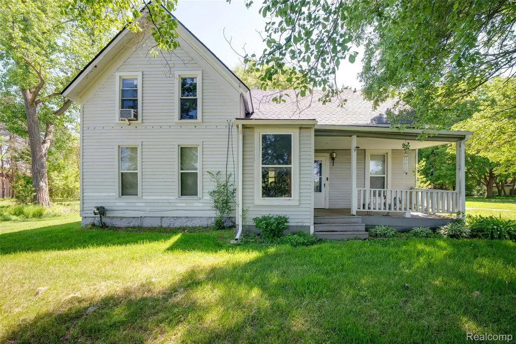7016 Davison Road Davison Township MI 48423